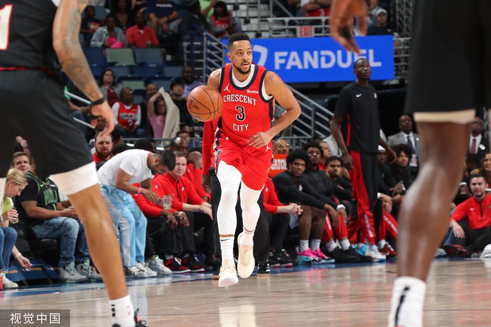 发生明显变 发生明显变