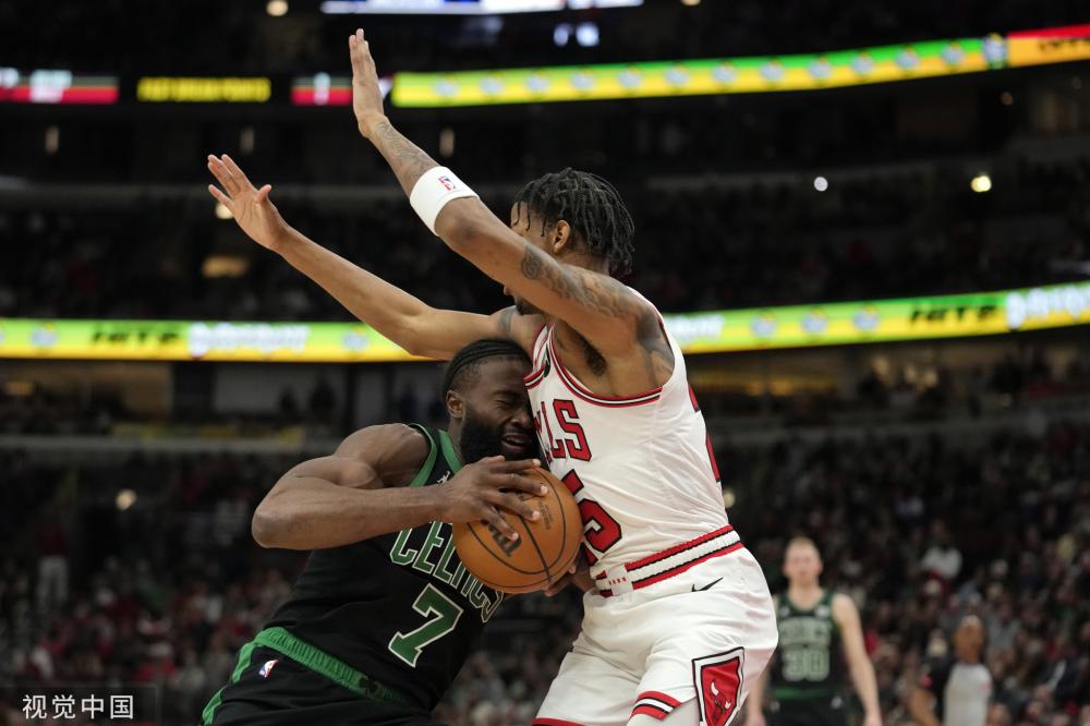 规首发球员 规首发球员